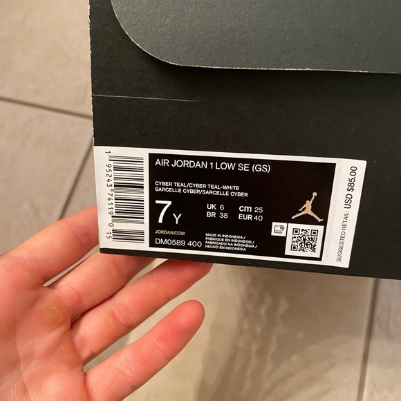 COPY - Air Jordan 1 Low - Picture 3 of 6